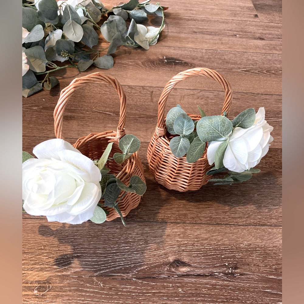 Flower girl baskets (x2)